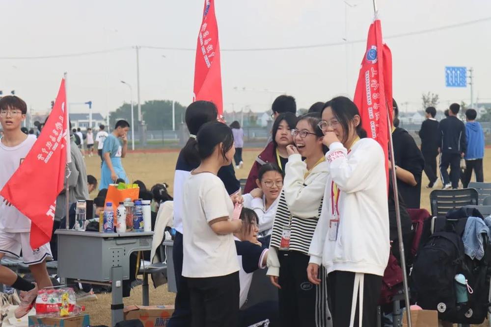 1d1a7fc622bc4f949cf3be55036892dd.jpg