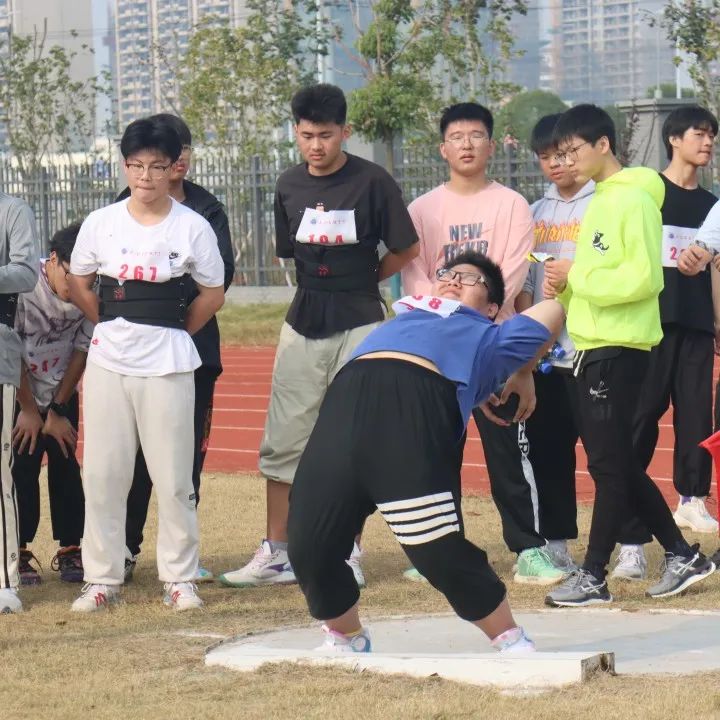 cadb7978bd7141d5a2e62498886be13e.jpg