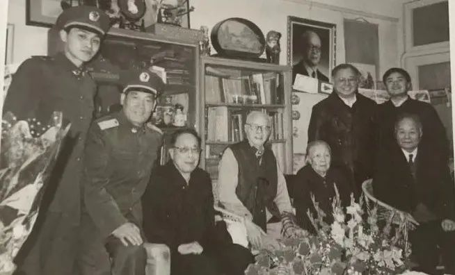 1000.jpg 图片