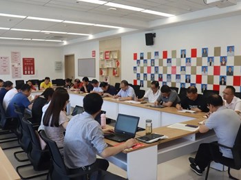 “调研指导促提升，躬身教学渐成长”——市教育局教研室四星创建专题指导